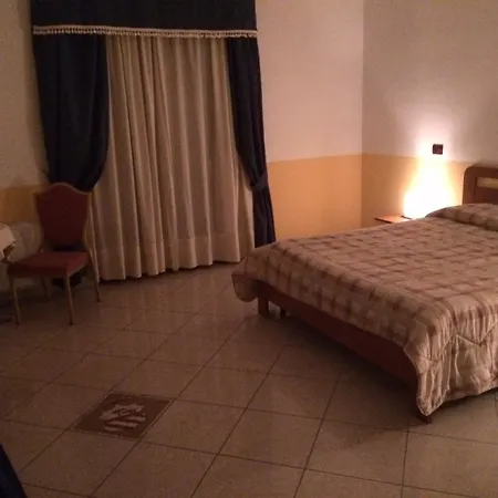 Royal Montevergine Hotel 3*