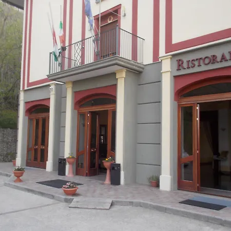 Royal Montevergine Hotel 3*